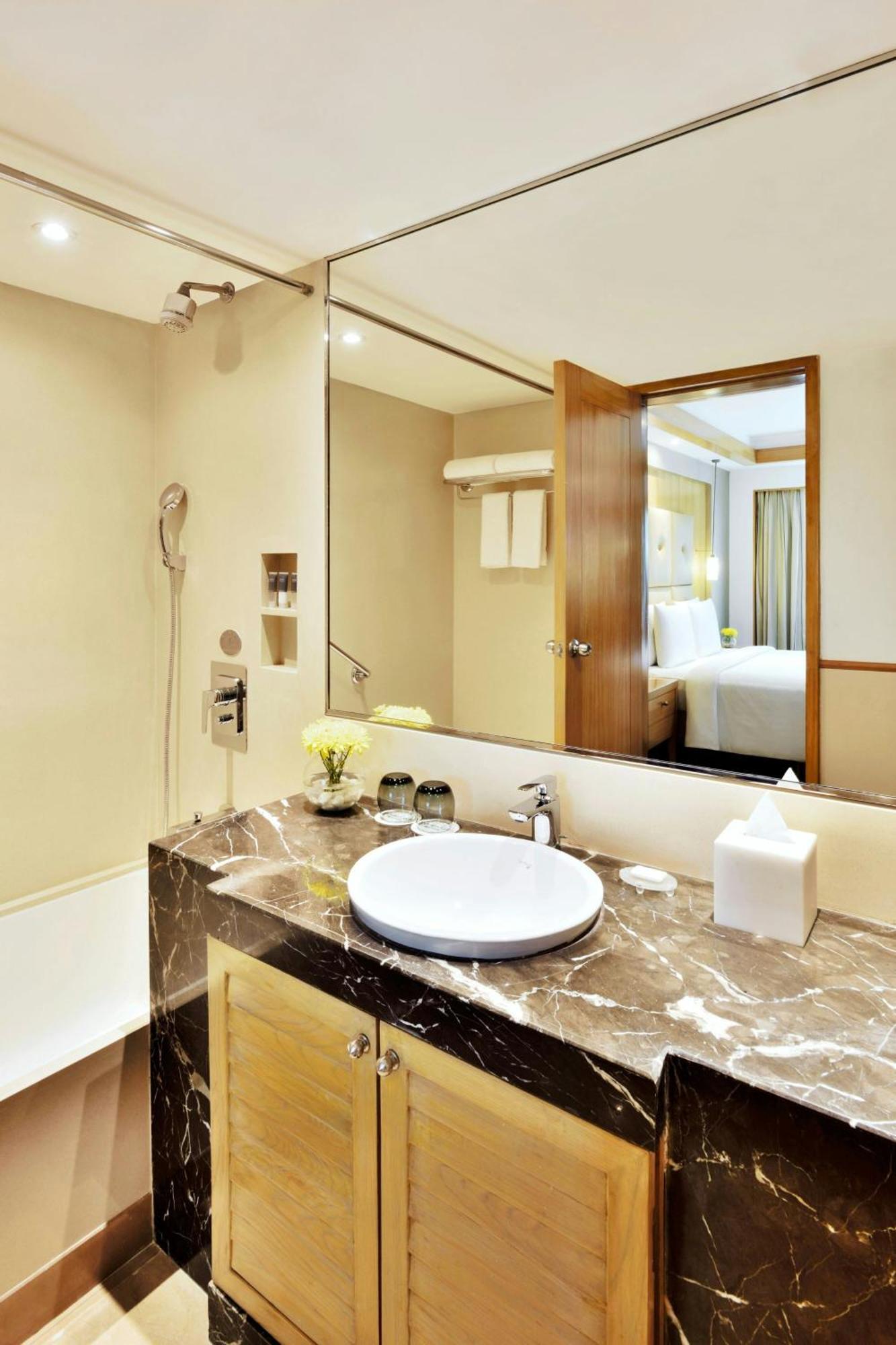 Courtyard By Marriott