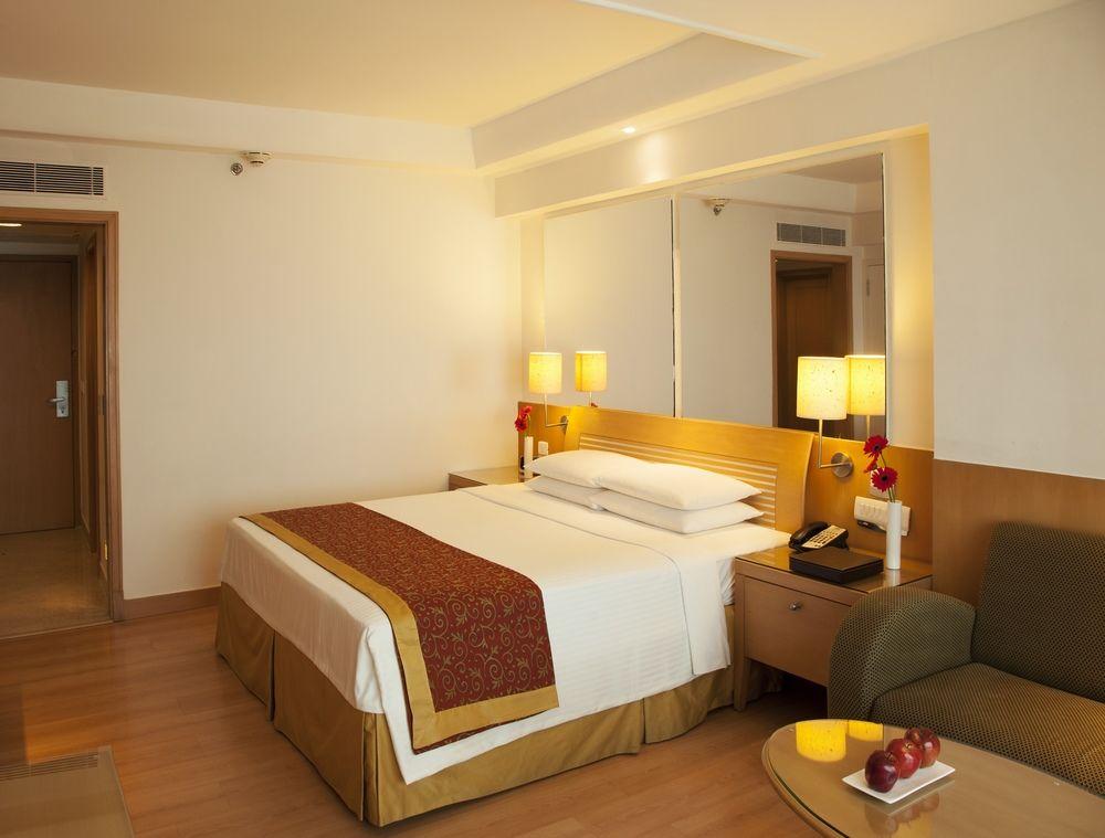 Courtyard By Marriott 4*