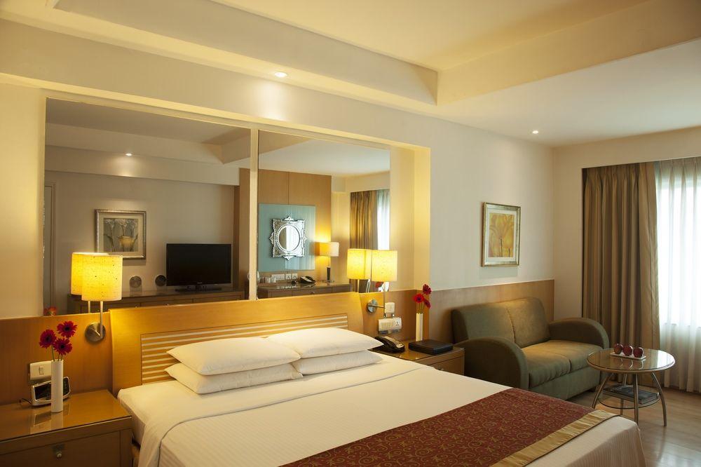 Courtyard By Marriott 4*