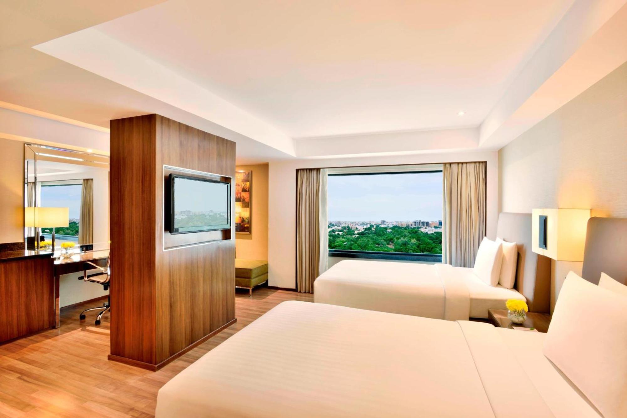 Hotel Courtyard By Marriott Chennai