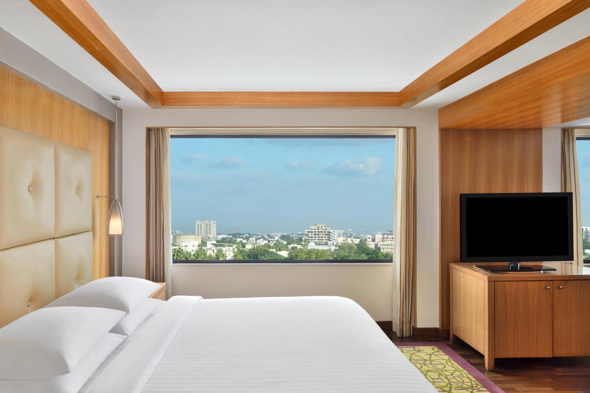 Courtyard By Marriott