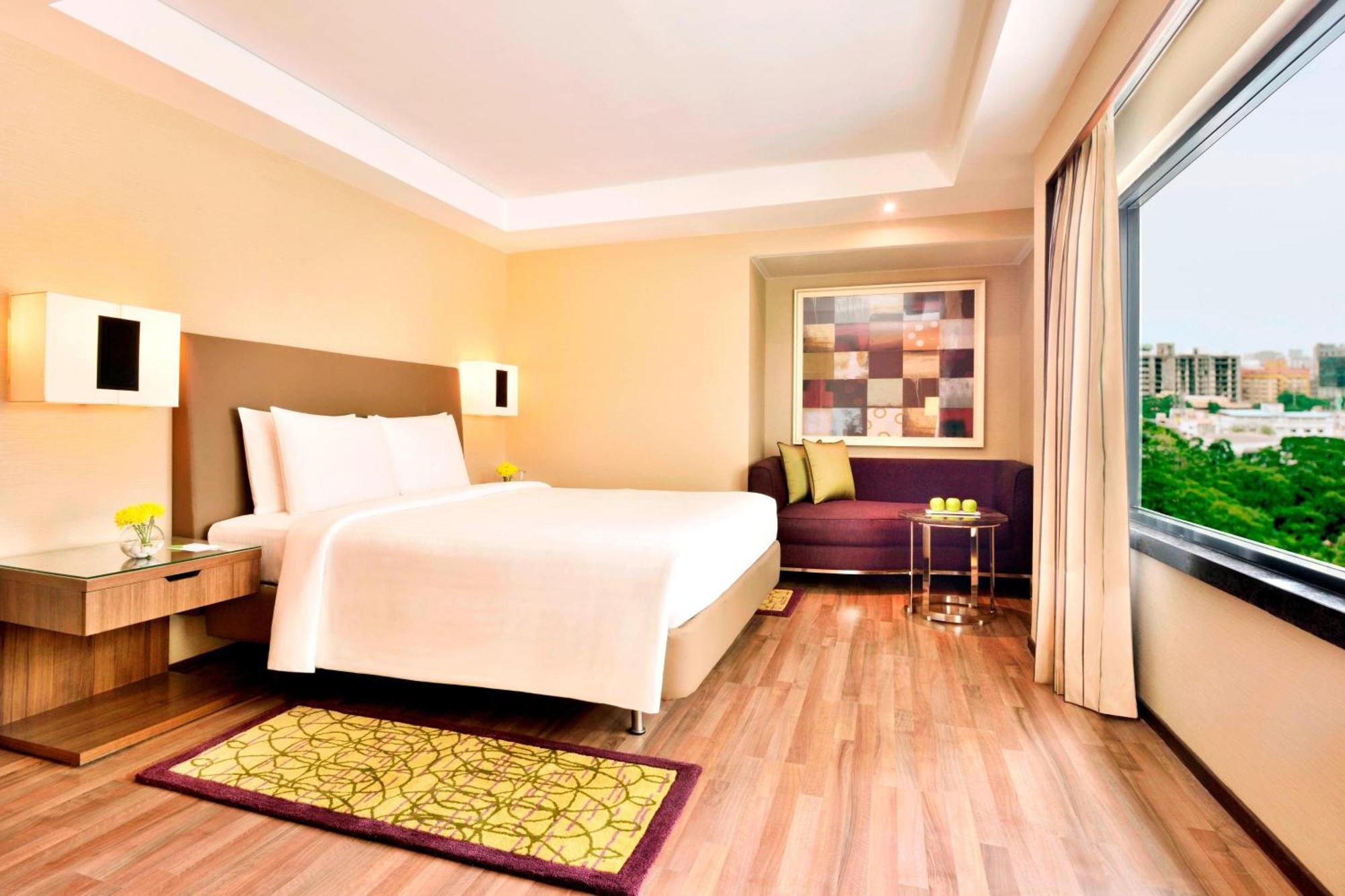 Courtyard By Marriott 4*