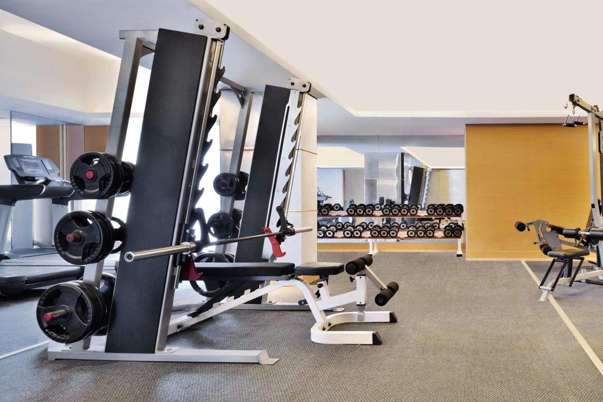 होटल Courtyard By Marriott Chennai