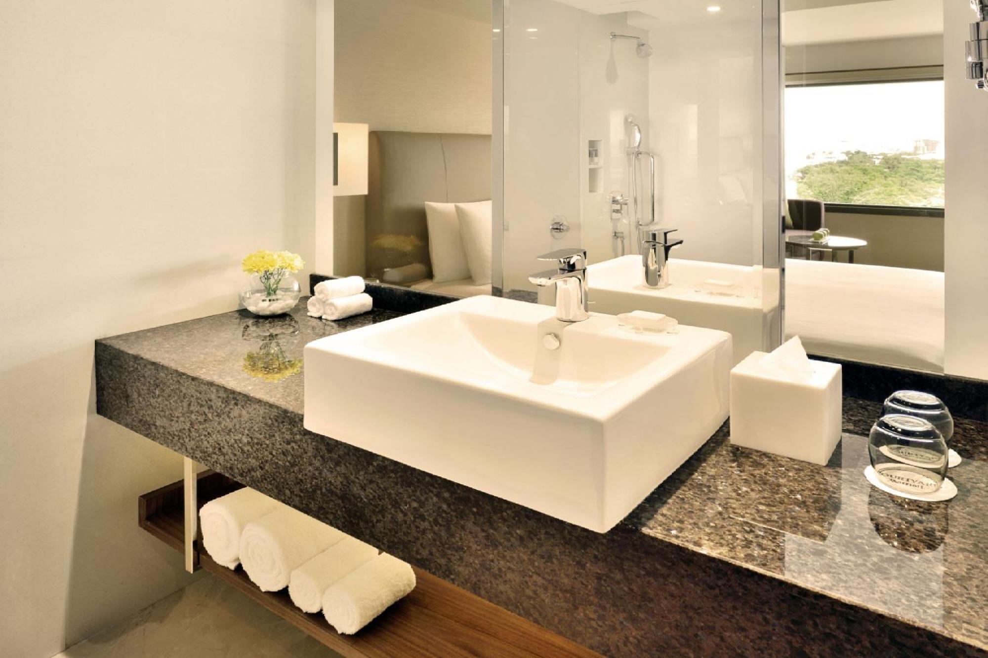 Courtyard By Marriott Hotel 4*