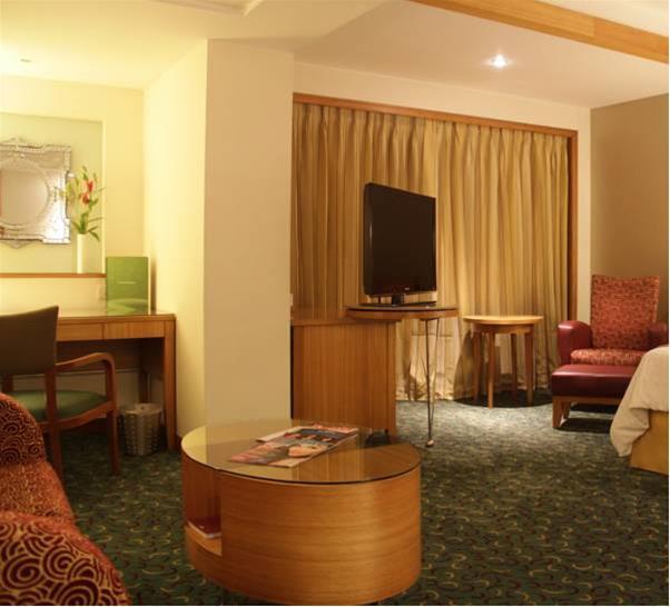 Courtyard By Marriott